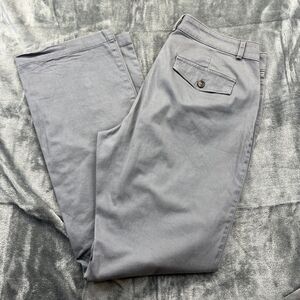 Dockers Womens Classic Khaki Pants Size 10 M Gray Bootcut Flare